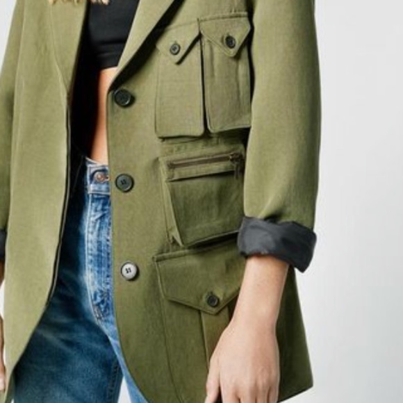NWT $750 Smythe Surplus Cargo-Pocket Tencel Blazer in Army - size Small! - Picture 4 of 4
